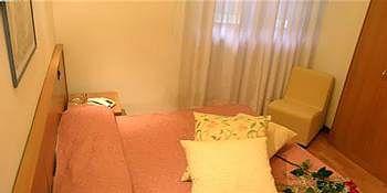 Hotel Tirrenus פרוג'ה מראה חיצוני תמונה